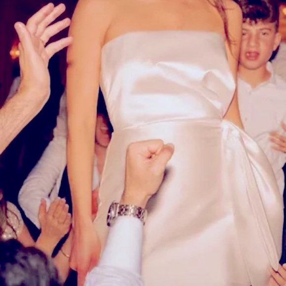 New Sachin & Babi BHLDN Verdance 2 | XS White Strapless Bow Front Wedding Mini - Picture 5 of 10